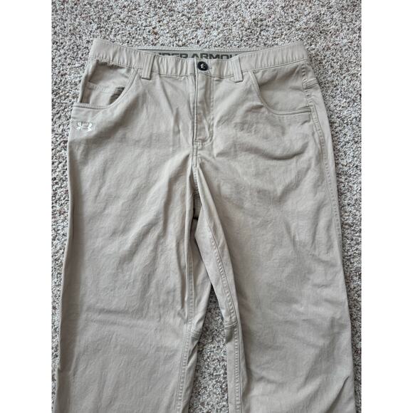 UNDER ARMOUR Men's performance Material Pants SIZE 32X32, Lightweight - Picture 7 of 9